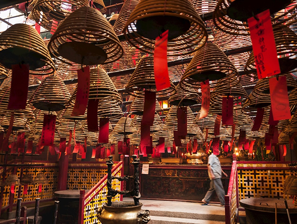 man mo temple insense